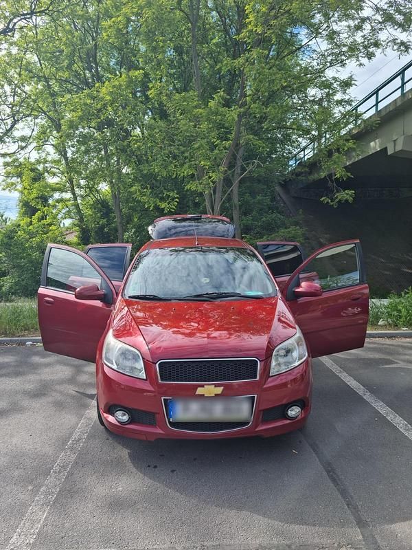 Rot Gebraucht 2009 Chevrolet Aveo Limousine | 700 € (Guter Preis) - Bild 1/4
