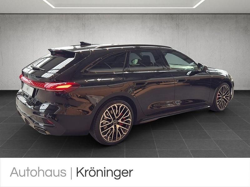 Neu Audi A5 S-Line 252 PS (185 kW) 2025 Schwarz Kombi