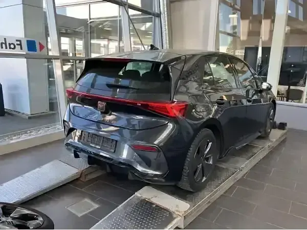 Brugt Cupra Born 150 kW (204 HK) 2023 Grå Hatchback
