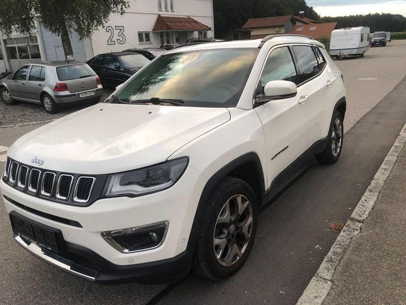 Weiß Gebraucht 2019 Jeep Compass Limited SUV | 16.990 € (Guter Preis) - Bild 1/4