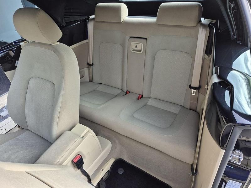 Gebraucht VW New Beetle Cabriolet 102 PS (75 kW) 2007 Schwarz Cabrio