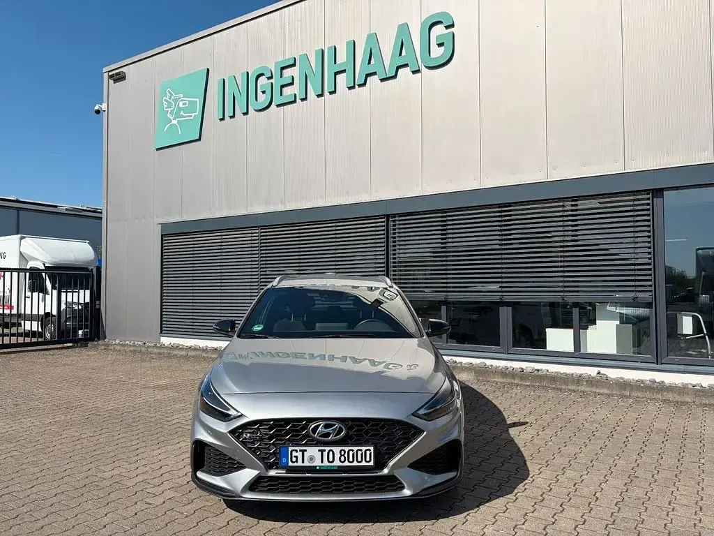 Gebraucht Hyundai i30 Trend 160 PS (117 kW) 2023 Silber Kombi