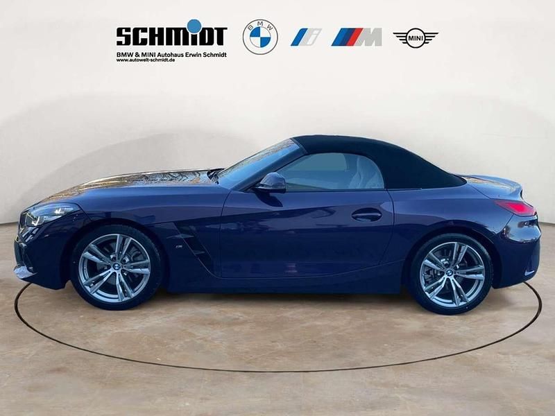 Gebraucht BMW Z4 M Sport 197 PS (144 kW) 2025 Thundernight metallic Cabrio