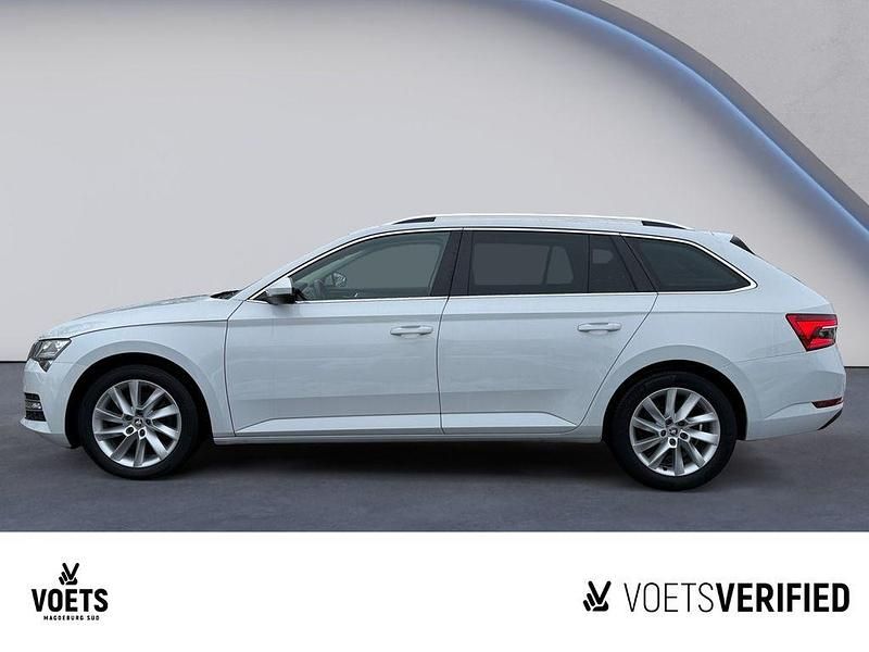 Gebraucht Skoda Superb Style 150 PS (110 kW) 2022 Weiß Kombi