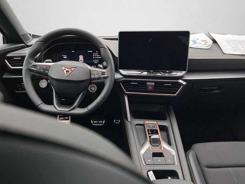 Neu Cupra Formentor 204 PS (150 kW) 2026 Grau SUV