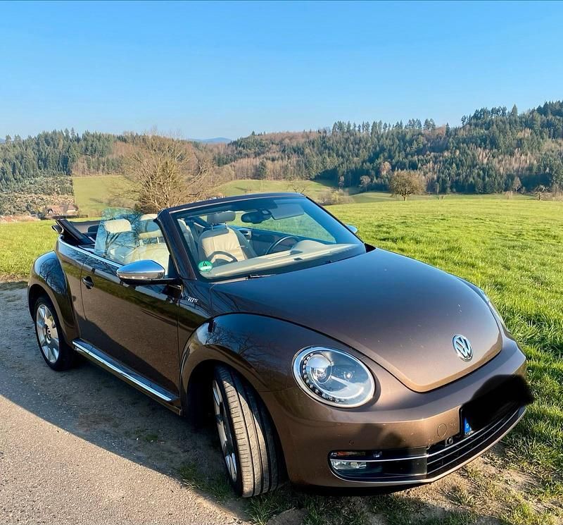 Gebraucht VW Beetle Edition 105 PS (77 kW) 2014 Braun Kleinwagen