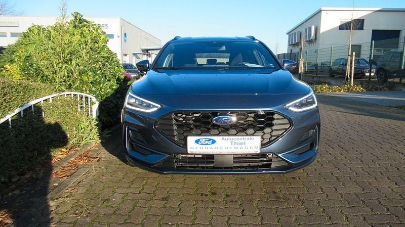 Gebraucht Ford Focus ST-Line X 155 PS (114 kW) 2025 Blau Limousine
