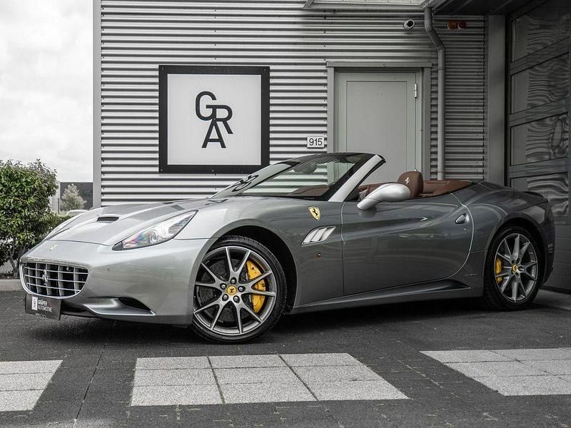 Gebraucht Ferrari California 489 PS (359 kW) 2013 Grau Cabrio
