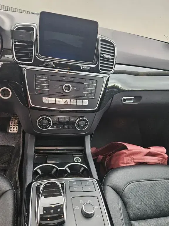 Gebraucht Mercedes GLE400 333 PS (244 kW) 2018 Grau SUV