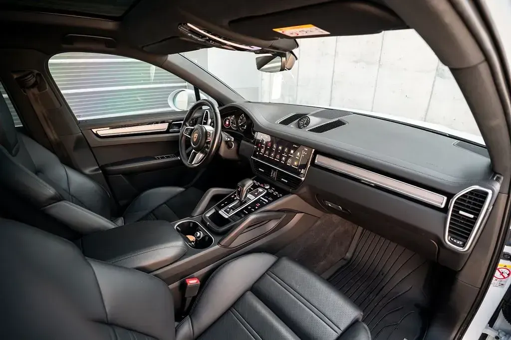 Gebraucht Porsche Cayenne 462 PS (339 kW) 2022 Weiß SUV