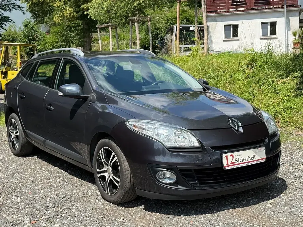 Gebraucht Renault Mégane Initiale Paris 110 PS (80 kW) 2013 Grau Limousine