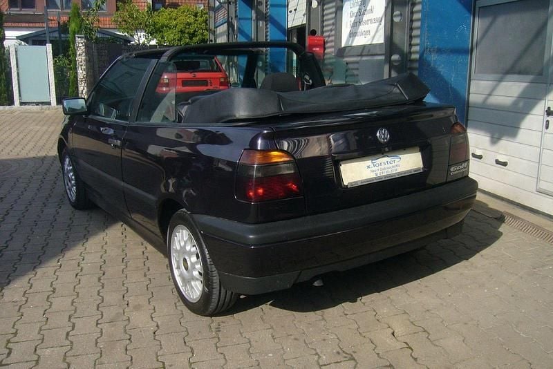 Gebraucht VW Golf Cabriolet 90 PS (66 kW) 1996 Braun Cabrio