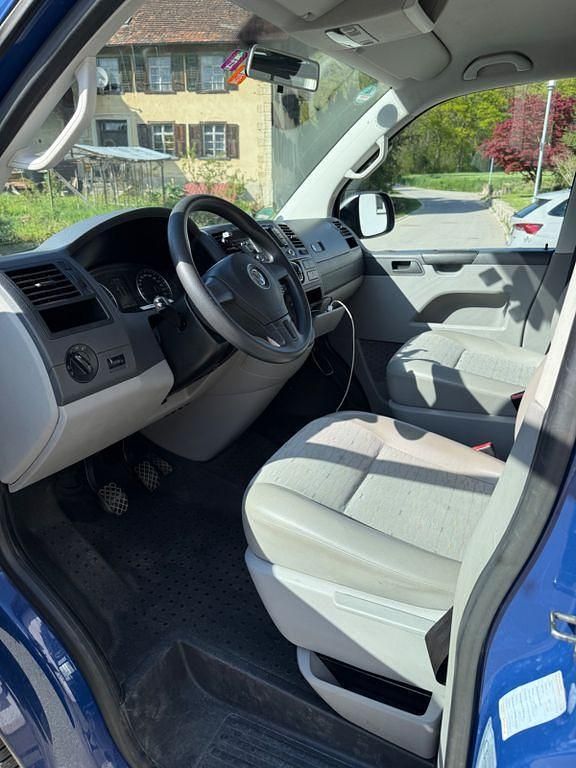 Second-hand VW Transporter 140 CP (102 kW) 2012 Albastru Van