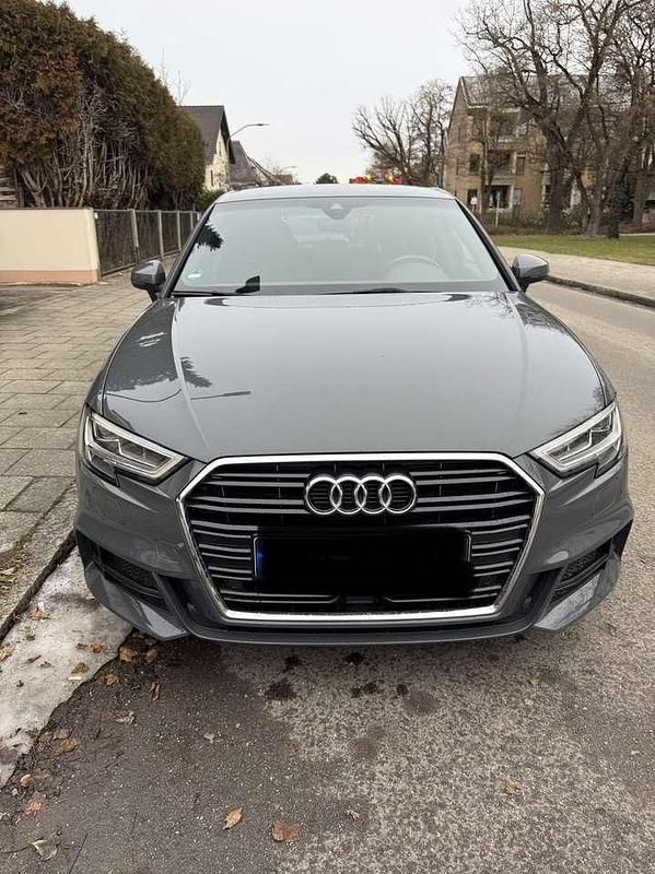 Gebraucht Audi A3 S-Line 150 PS (110 kW) 2018 Grau Limousine