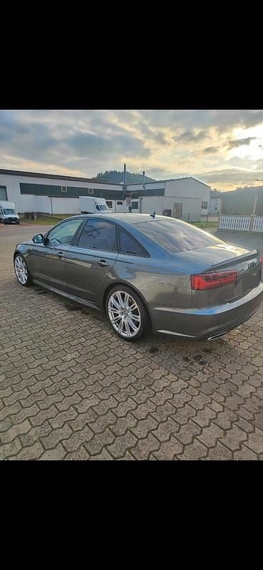 Gebraucht Audi A6 218 PS (160 kW) 2018 Grau Limousine