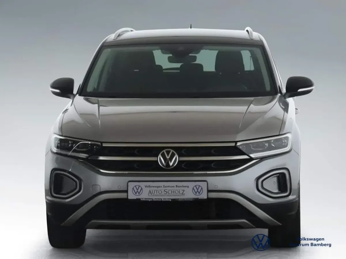 Gebraucht VW T-Roc Style 110 PS (80 kW) 2023 Silber SUV