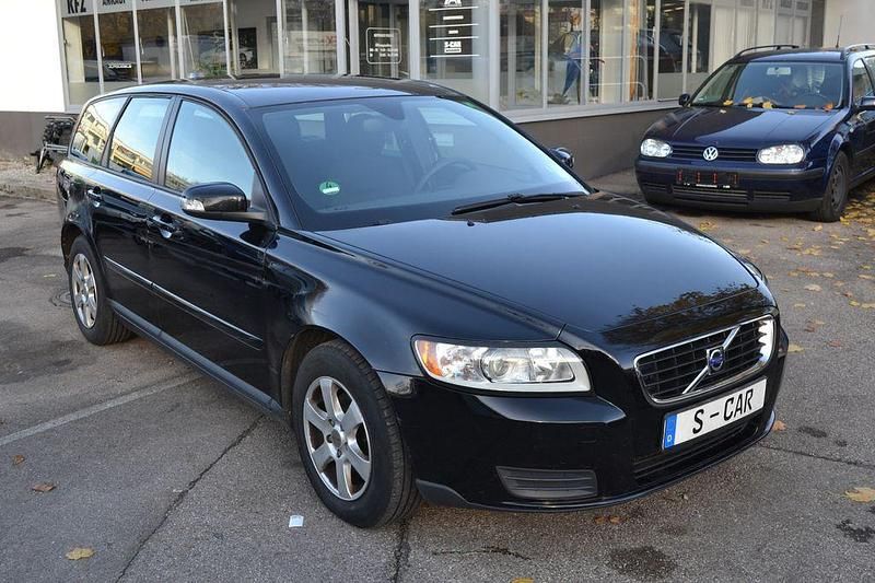 Gebraucht Volvo V50 109 PS (80 kW) 2008 Schwarz Kombi