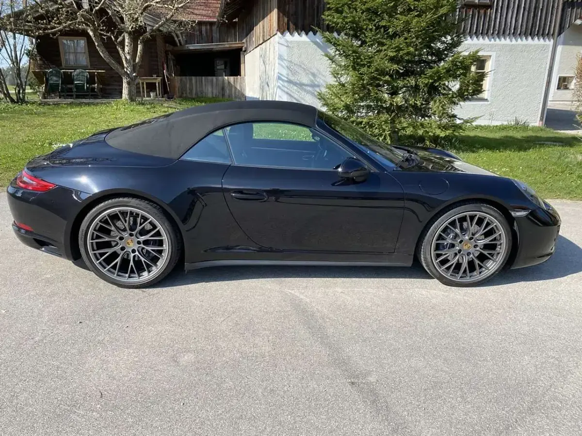 Gebraucht Porsche 911 Carrera Cabriolet 370 PS (272 kW) 2018 Schwarz Cabrio