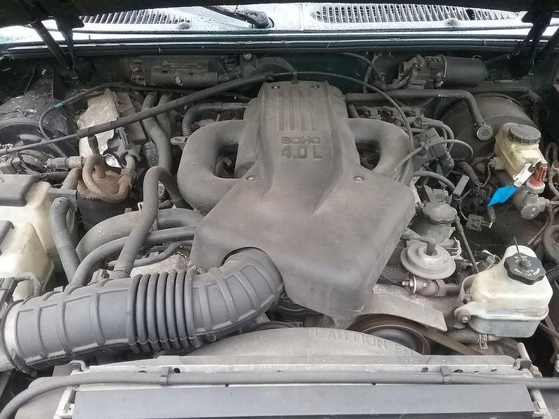 Second-hand Ford Explorer 204 CP (150 kW) 1997 Verde SUV