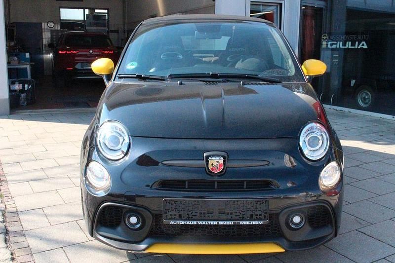 Gebraucht Abarth 695C 179 PS (131 kW) 2023 Schwarz Cabrio