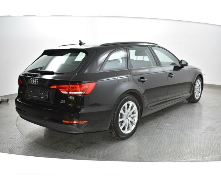 Schwarz Gebraucht 2018 Audi A4 Performance Kombi | 15.500 € (Fairer Preis) - Bild 1/4