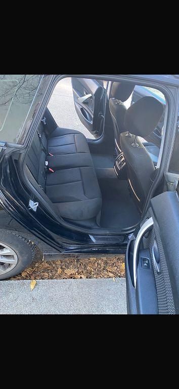 Gebraucht BMW 320 Gran Turismo 190 PS (139 kW) 2016 Schwarz Limousine