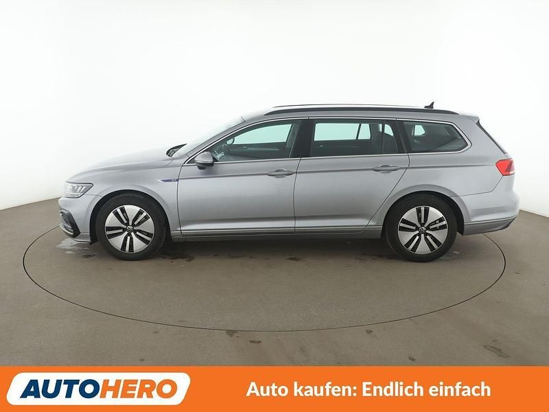 Gebraucht VW Passat GTE 218 PS (160 kW) 2021 Grau Kombi