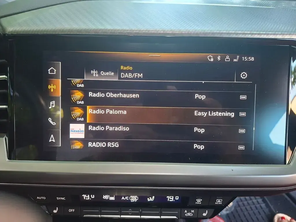 Gebraucht Audi Q4 e-tron Ambiente 169 kW (231 PS) 2021 Weiß SUV