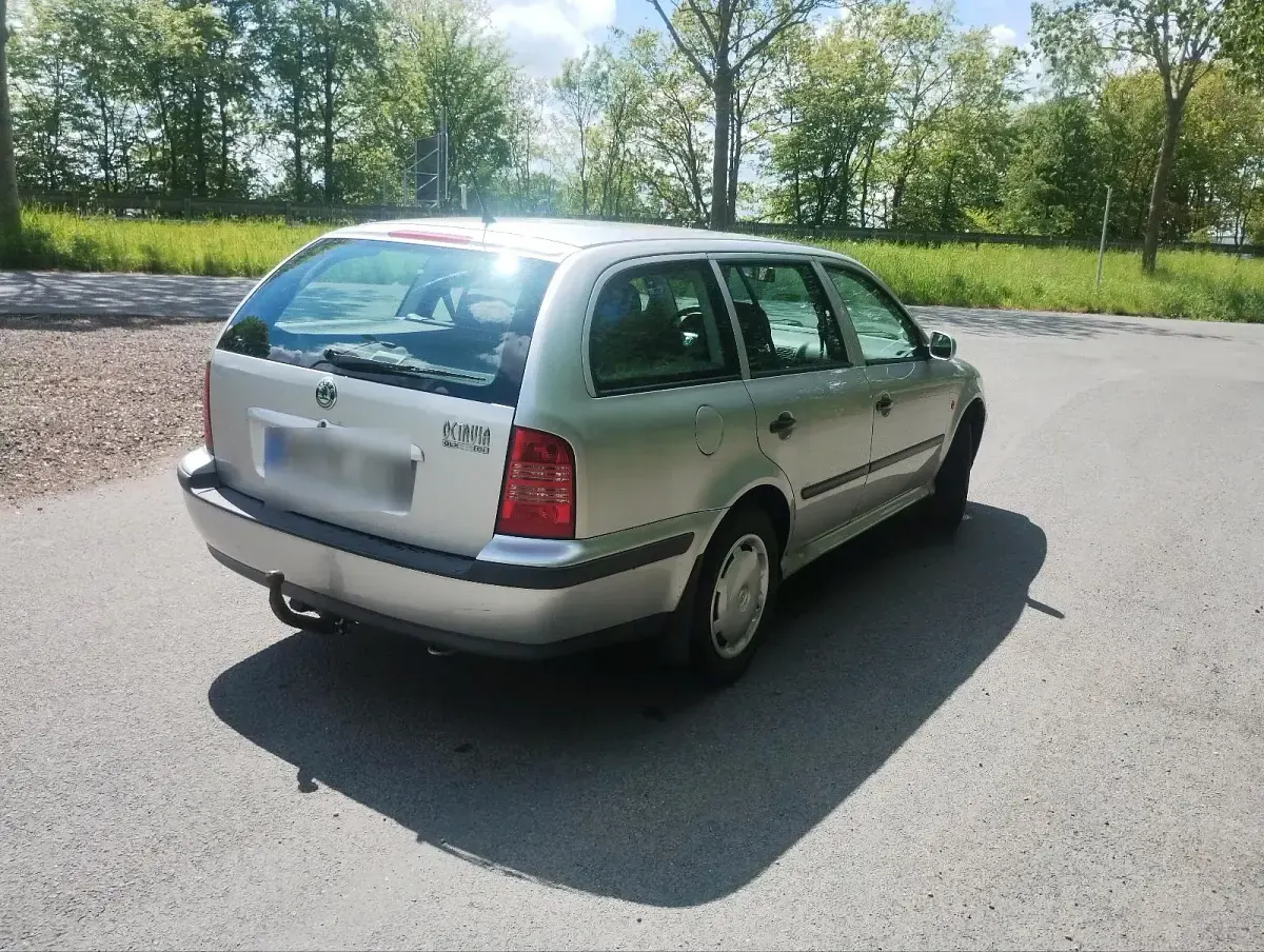 Occasion Skoda Octavia 90 ch (66 kW) 2000 Argent Break