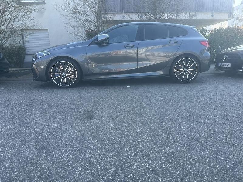 Gebraucht BMW M135 Performance 306 PS (225 kW) 2019 Grau Kleinwagen