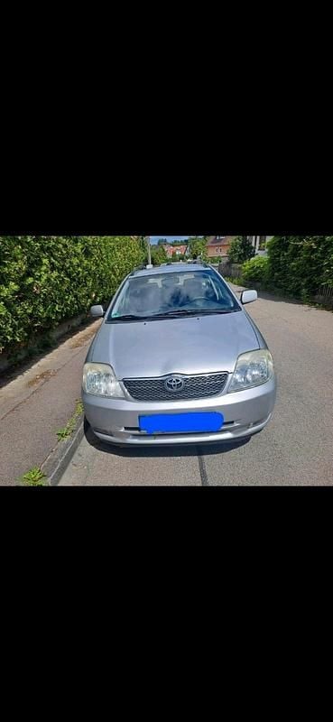 Gebraucht Toyota Corolla 97 PS (71 kW) 2004 Silber Kombi
