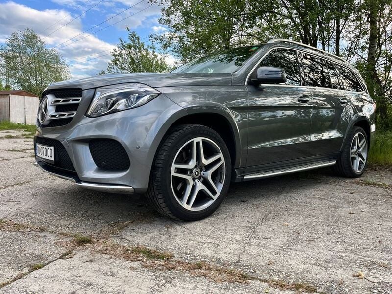 Grau Gebraucht 2017 Mercedes GLS350 AMG SUV | 30.900 € (Fairer Preis) - Bild 1/4