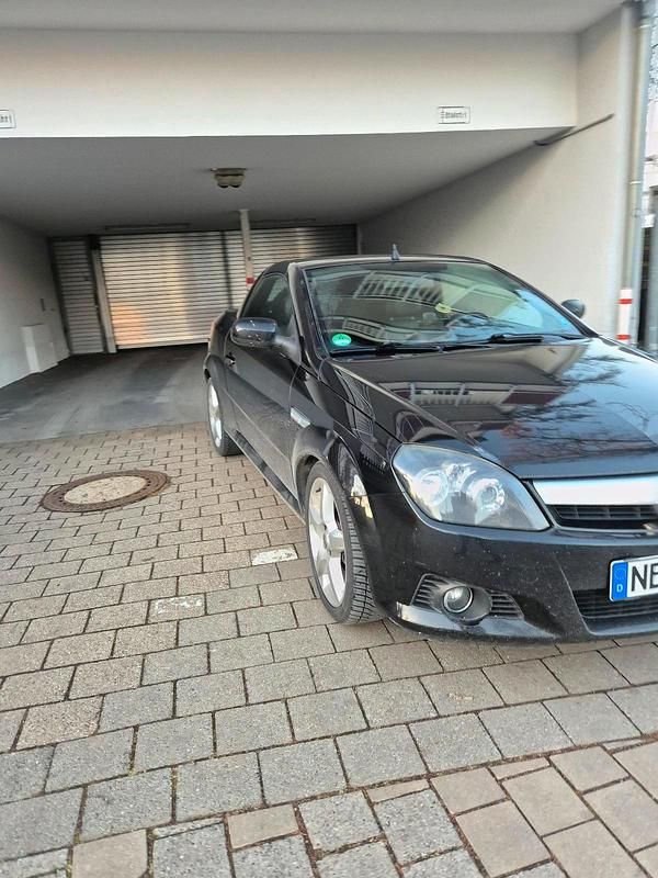 Gebraucht Opel Tigra 128 PS (94 kW) 2004 Schwarz Cabrio