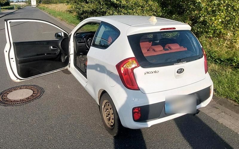 Gebraucht Kia Picanto 69 PS (50 kW) 2013 Weiß Kleinwagen
