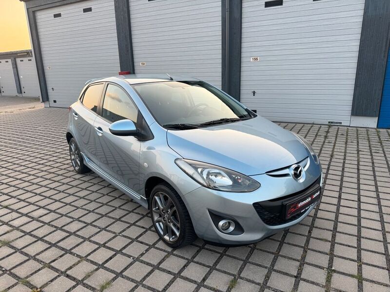 Blau Gebraucht 2012 Mazda 2 Edition Limousine | 4.350 € (Fairer Preis) - Bild 1/4