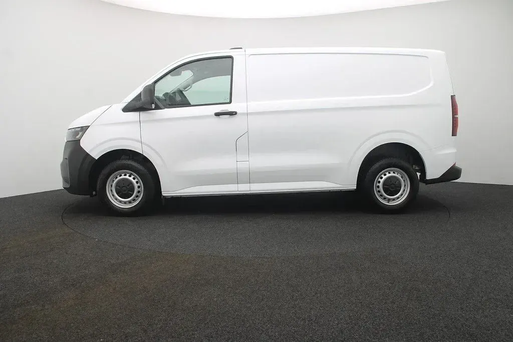 Gebraucht VW T7 110 PS (80 kW) 2025 Weiß Van