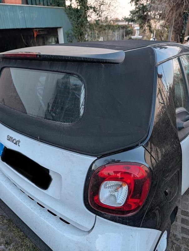 Gebraucht Smart ForTwo Cabrio 71 PS (52 kW) 2018 Weiß Cabrio