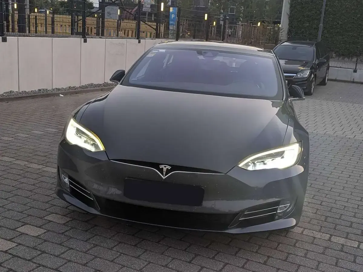 Occasion Tesla Model S 309 kW (421 PK) 2016 Zwart Hatchback