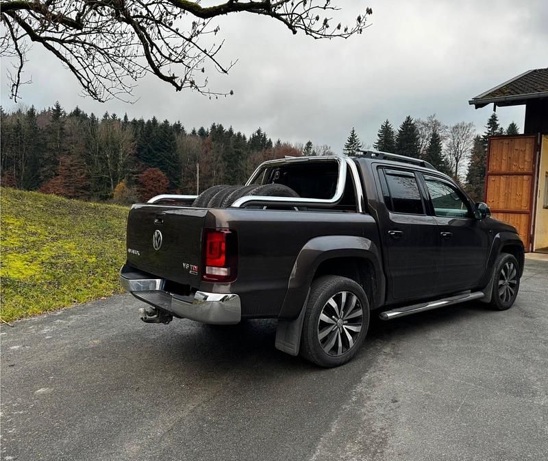 Gebraucht VW Amarok Highline 224 PS (164 kW) 2016 Braun Abholung
