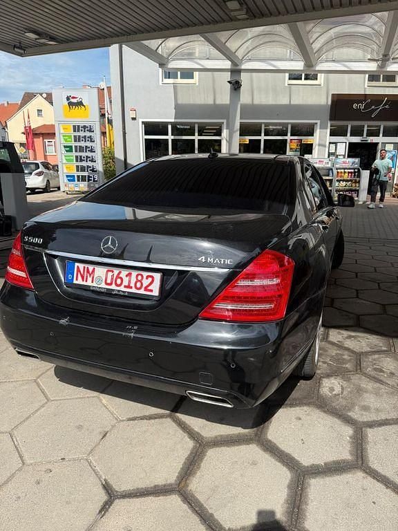 Gebraucht Mercedes S500 435 PS (319 kW) 2012 Schwarz Limousine