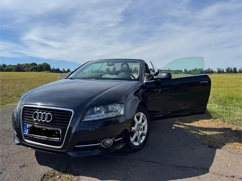 Schwarz Gebraucht 2011 Audi A3 Cabriolet Attraction Cabrio | 7.400 € (Guter Preis) - Bild 1/4