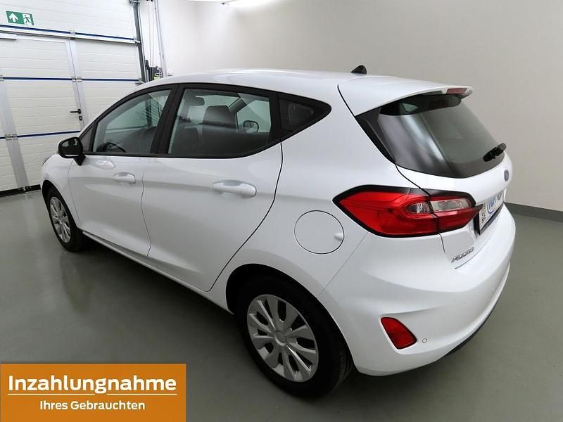 Gebraucht Ford Fiesta Cool & Connect 101 PS (74 kW) 2022 Frostweiß Kleinwagen