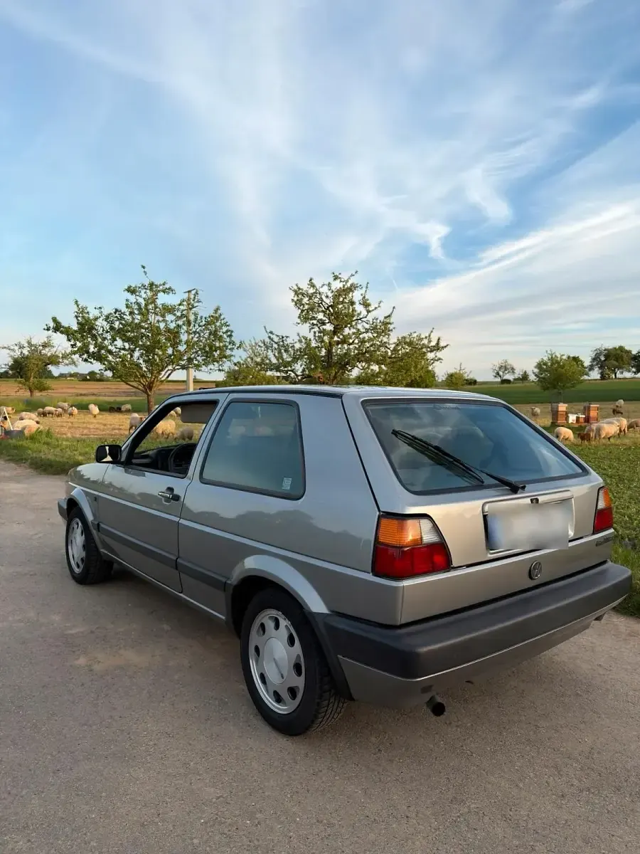 Gebraucht VW Golf II 90 PS (66 kW) 1989 Silber Kleinwagen