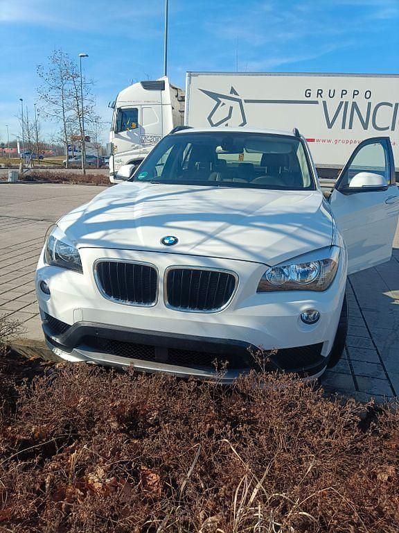 Gebraucht BMW X1 143 PS (105 kW) 2015 Weiß SUV