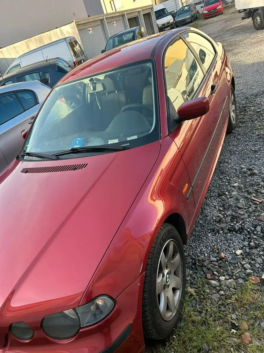 Gebraucht BMW 316 115 PS (84 kW) 2003 Rot Coupé