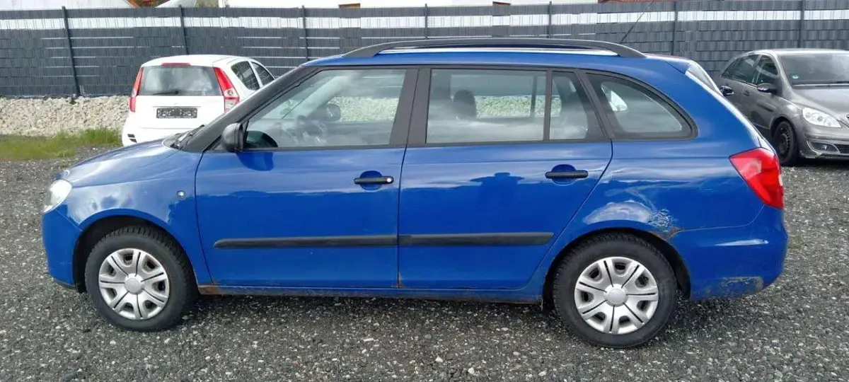 Gebraucht Skoda Fabia 69 PS (50 kW) 2009 Blau Kombi