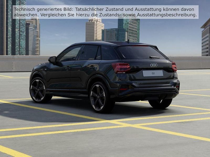Neu Audi Q2 S-Line 150 PS (110 kW) 2025 Mythosschwarz metallic SUV