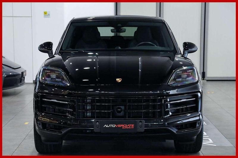 Second-hand Porsche Cayenne 352 CP (258 kW) 2023 Negru SUV