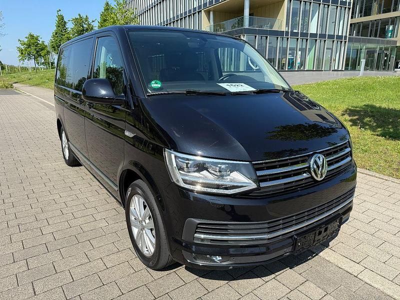 Gebraucht VW Multivan Highline 204 PS (150 kW) 2016 Deep black perleffekt Van