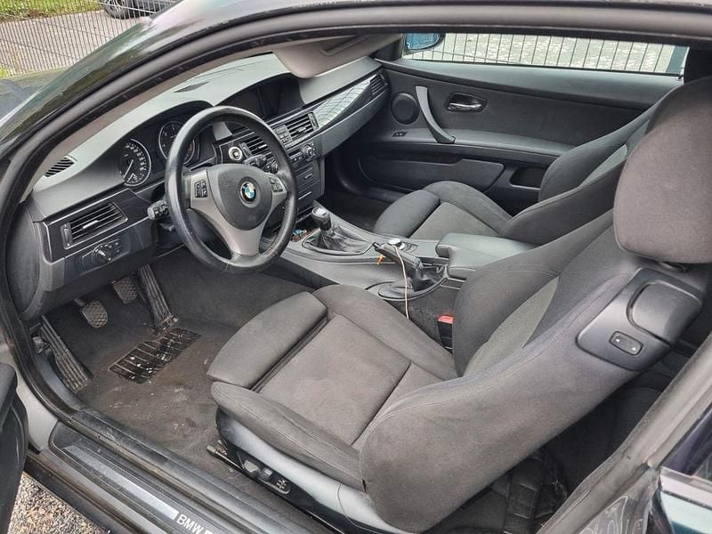 Gebraucht BMW 330 Performance 231 PS (169 kW) 2006 Grün Coupé